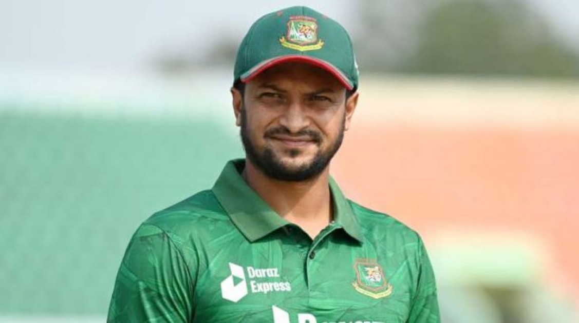 এশিয়া কাপের দলে যোগ দিতে দেশে ফিরলেন সাকিব