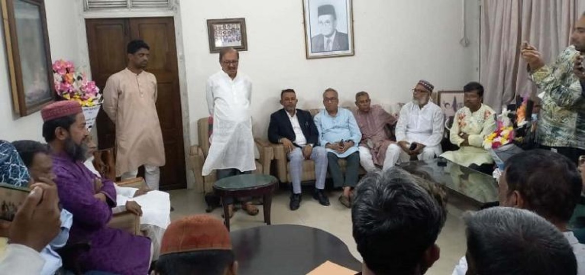 ভোলা জেলা পরিষদের  নবনিযুক্ত প্রশাসকের সাথে ভোলা প্রেসক্লাব সাংবাদিকদের সৌজন্য সাক্ষাৎ ও ফুলেল শুভেচ্ছা